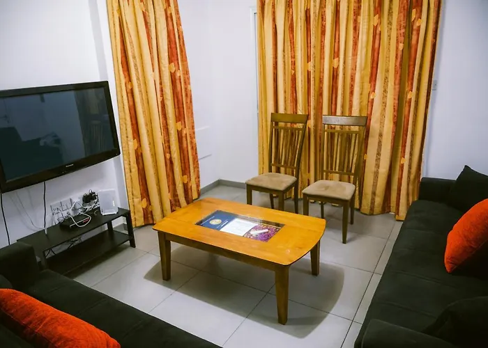 Costa Cornelia Homes Vila *