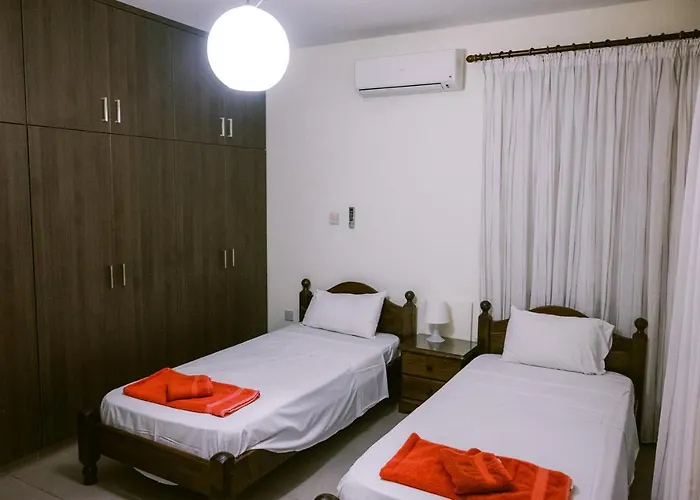 Vila Costa Cornelia Homes *