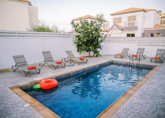 Vila Costa Cornelia Homes *