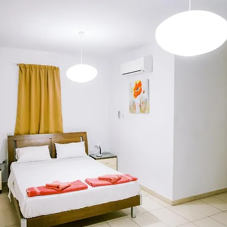 Costa Cornelia Homes أيا نابا