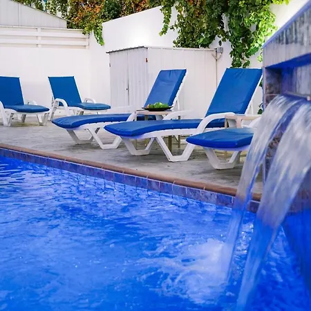 Costa Cornelia Homes