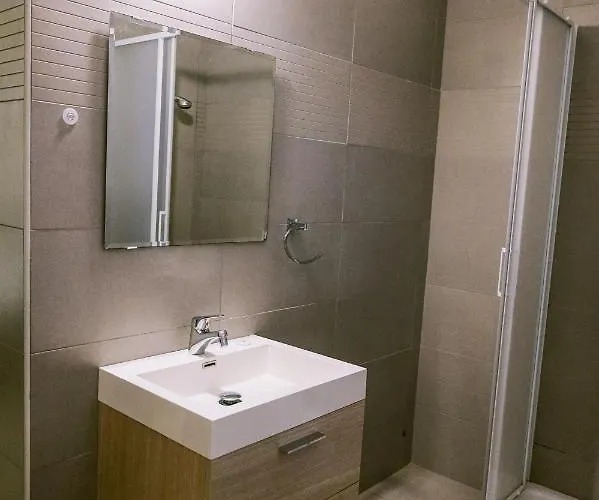 Costa Cornelia Homes * アヤナパ