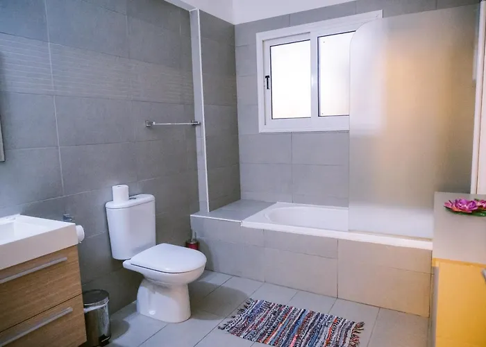 Costa Cornelia Homes ヴィラ アヤナパ