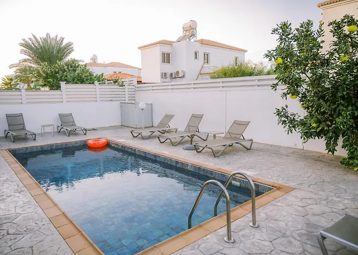 Costa Cornelia Homes